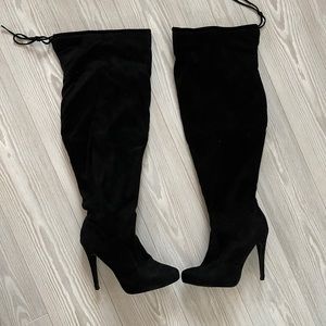Black Thigh High Heeled Boots
